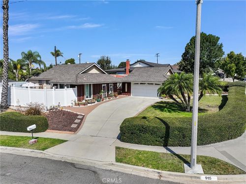 915 Carlson Dr, Brea, CA, 92821-2210 | Card Image