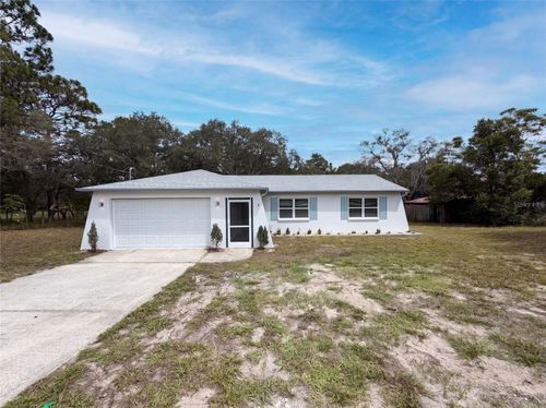 8165 Ridge Rd, Weeki Wachee, FL, 34613-5210 | Card Image