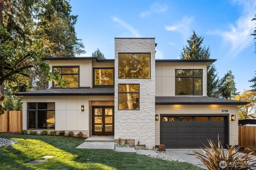 3739 139th Ave Se, Bellevue, WA, 98006-1434 | Card Image