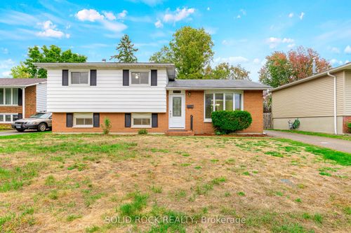 {{alt}} | Card Image