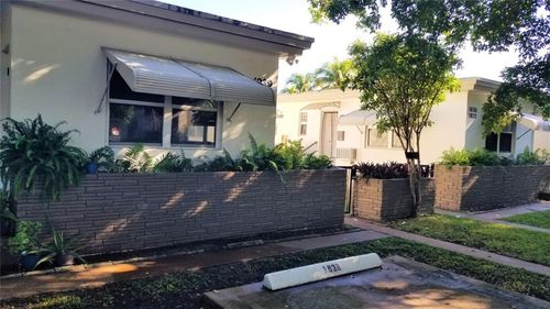 1933 Dewey St, Hollywood, FL, 33020-6019 | Card Image