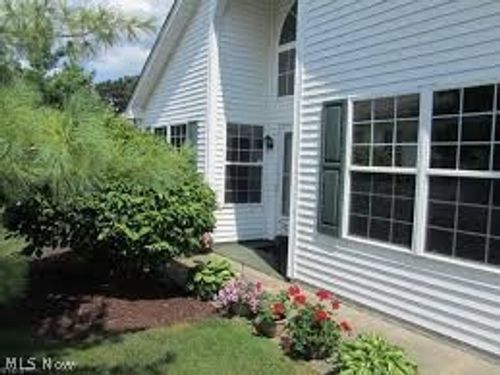 6861 Hidden Lake Trl, Brecksville, OH, 44141-3192 | Card Image