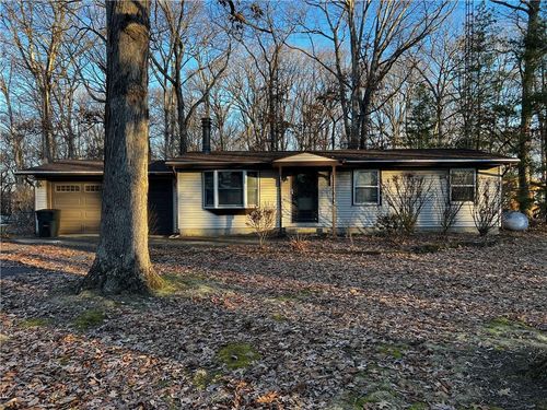 2215 E 1430 North Rd, Shelbyville, IL, 62565-4519 | Card Image