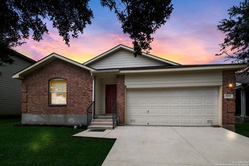 5011 Fountain Hl, San Antonio, TX, 78244-1363 | Card Image