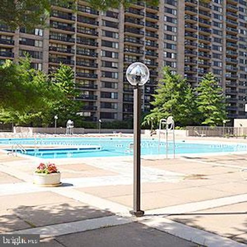 915n-3701 S George Mason Dr, FALLS CHURCH, VA, 22041-3789 | Card Image