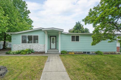 8204 E Augusta Ave, Spokane Valley, WA, 99212-2552 | Card Image