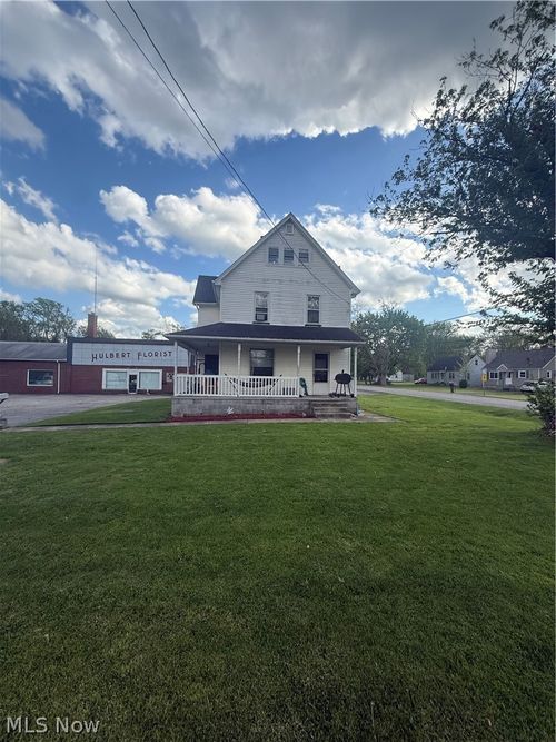 6136 W Liberty St, Hubbard, OH, 44425-1343 | Card Image