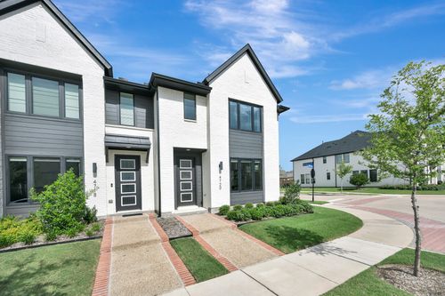 4720 Smokey Quartz Ln, Arlington, TX, 76005-1389 | Card Image