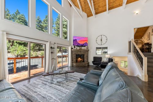 947 Tyner Way, Incline Village, NV, 89451-8516 | Card Image