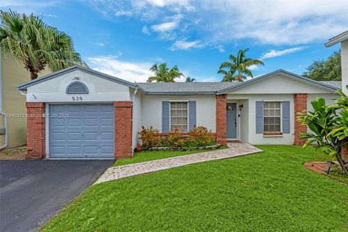 535 Radford Ter, Davie, FL, 33325-6426 | Card Image