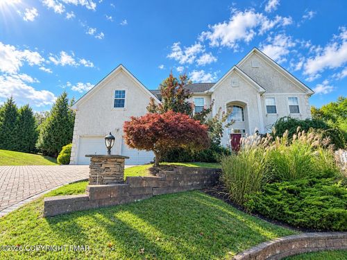 207 Center Valley Ct, East Stroudsburg, PA, 18302-6649 | Card Image