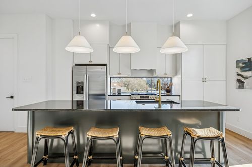 101-2151 Mail Ave, Dallas, TX, 75235-3510 | Card Image