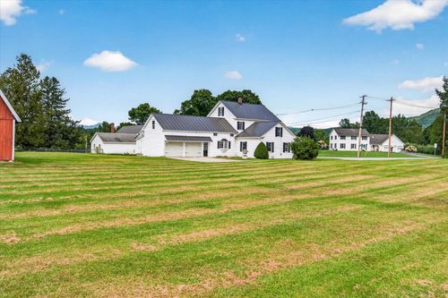 2279 North Grove Street, Rutland Town, VT, 05701 | Card Image