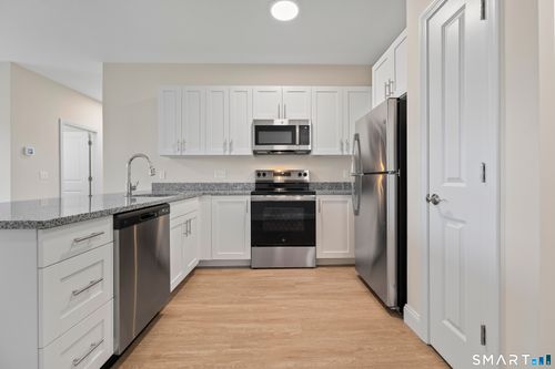 310-55 Steele Blvd, Berlin, CT, 06037-2282 | Card Image
