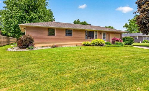 W1940 Vans Court, FREEDOM, WI, 54130 | Card Image