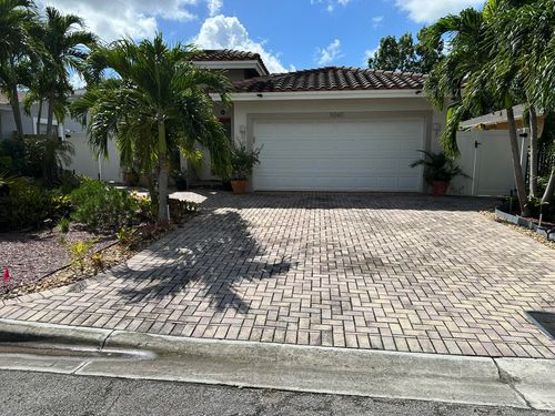 3040 Nw 7th Street, Fort Lauderdale, FL, 33311 | Card Image