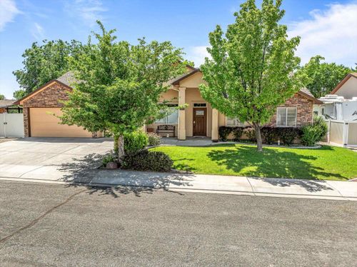 2912 Cinder Dr, Grand Junction, CO, 81503-3437 | Card Image