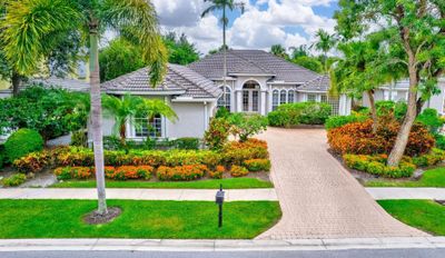 9060 Lakes Boulevard, House other with 4 bedrooms, 4 bathrooms and null parking in West Palm Beach FL | Image 3