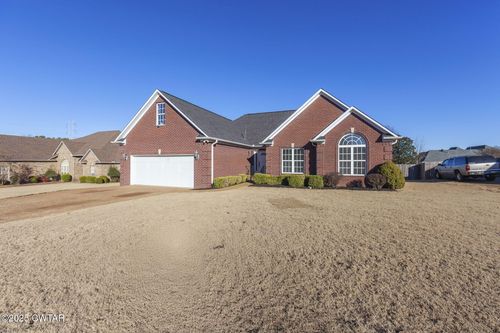 38 Hearthstone Cv, Jackson, TN, 38305-6481 | Card Image