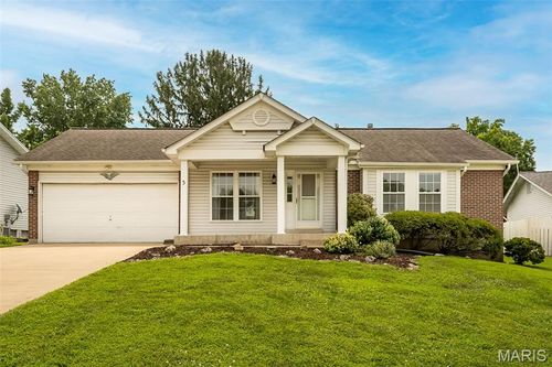 5 Abby Michelle Ct, Saint Peters, MO, 63376-2808 | Card Image
