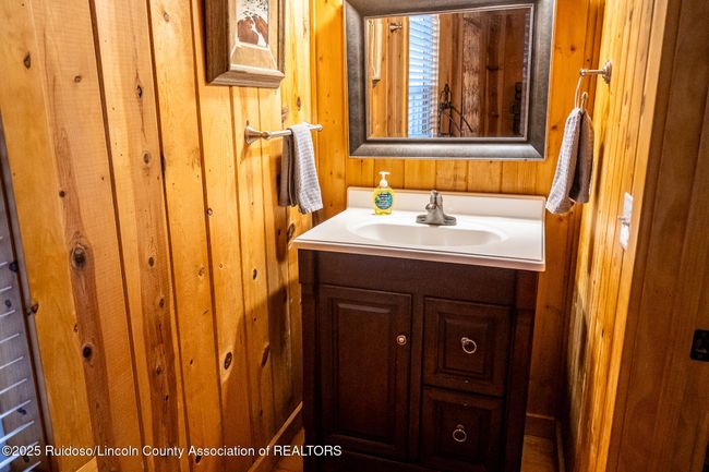 901 Main Rd, House other with 4 bedrooms, 3 bathrooms and null parking in Ruidoso NM | Image 28