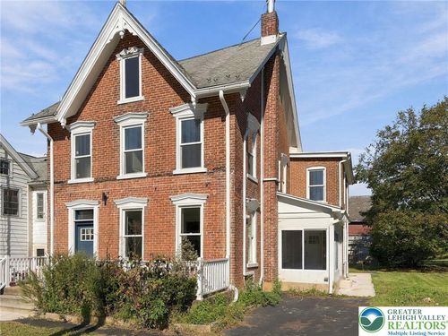 3623 Station Ave, Center Valley, PA, 18034-9579 | Card Image