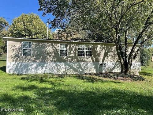 600 Jim Conner Rd, Lenoir City, TN, 37772-6038 | Card Image