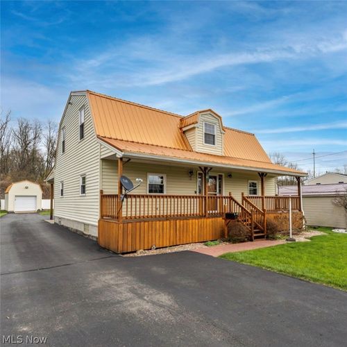 17 E Franklin St, Newton Falls, OH, 44444-1342 | Card Image