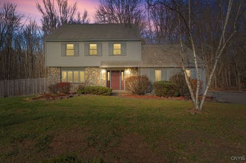 7497 Kirkville Rd, East Syracuse, NY, 13057-9419 | Card Image