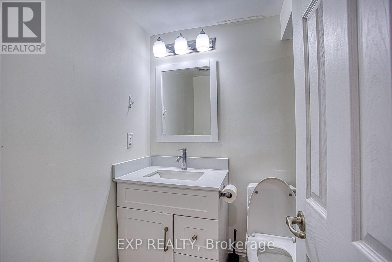 Residential Lease in Pelham (Fonthill) 3