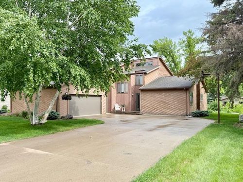 128 Knollwood Dr, Redwood Falls, MN, 56283-1842 | Card Image