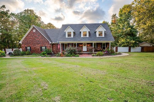 3310 Half Moon Ln, Russellville, AR, 72802-8883 | Card Image