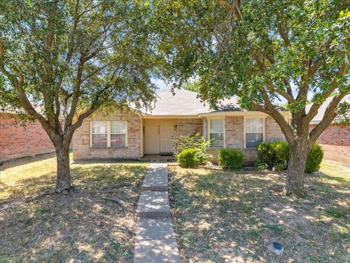 2460 Mallory Ln, Lancaster, TX, 75134-1975 | Card Image