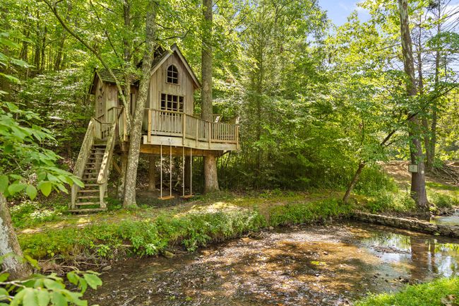 Treehouse, build by the Treehouse Master | Image 19