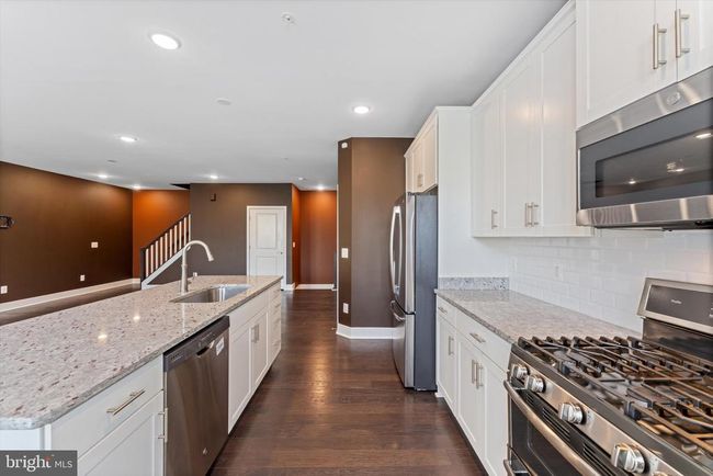 42869 Littlehales Ter, Townhouse with 3 bedrooms, 3 bathrooms and null parking in ASHBURN VA | Image 12