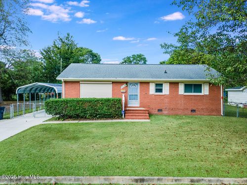 117 Puller Dr, Jacksonville, NC, 28540-6228 | Card Image