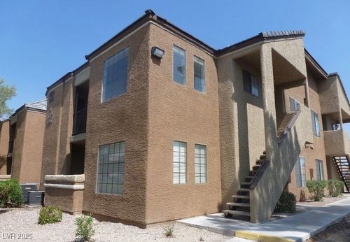 apt-2086-2700 N Rainbow Blvd, Las Vegas, NV, 89108-4527 | Card Image