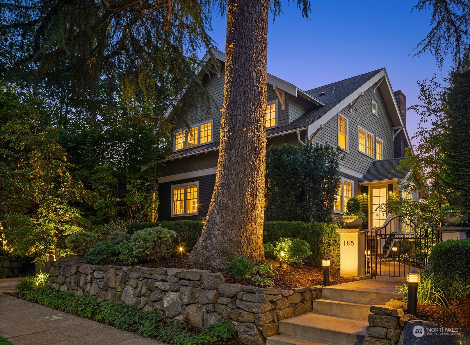 34th Ave, Seattle, WA 98112