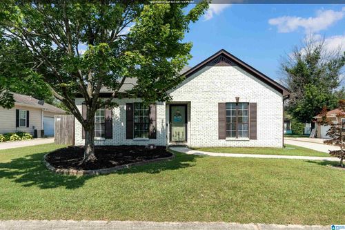 404 Walker Way, Pelham, AL, 35124-3952 | Card Image
