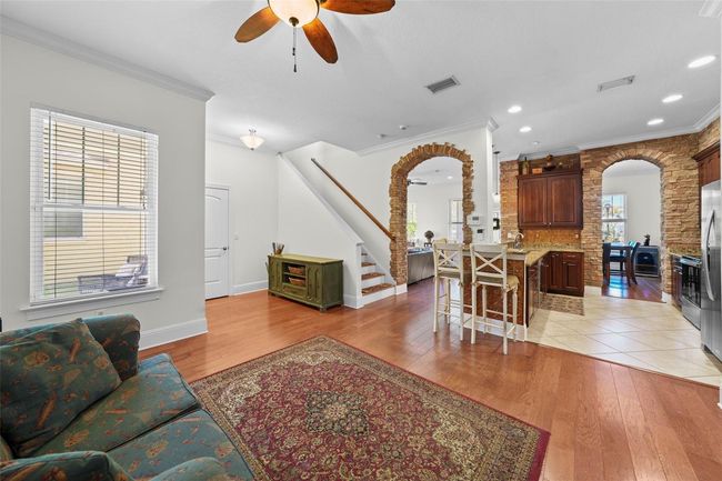 Room for an information sitting area or breakfast nook too | Image 11
