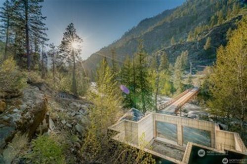 7003 Icicle Rd, Leavenworth, WA, 98826-9366 | Card Image