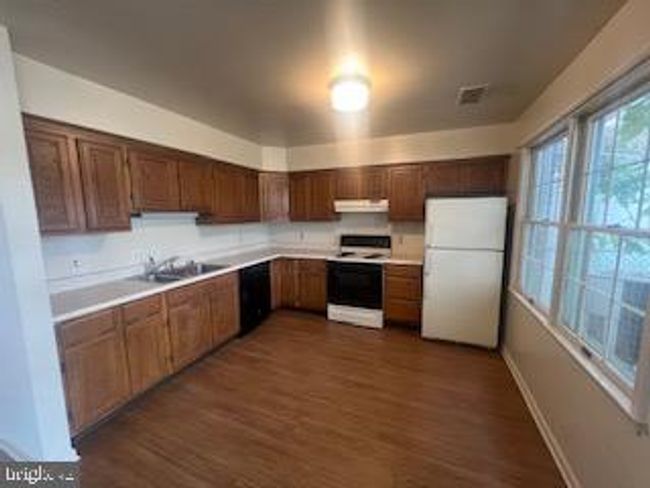 17938 Clubhouse Dr, Townhouse with 3 bedrooms, 3 bathrooms and null parking in HAGERSTOWN MD | Image 4