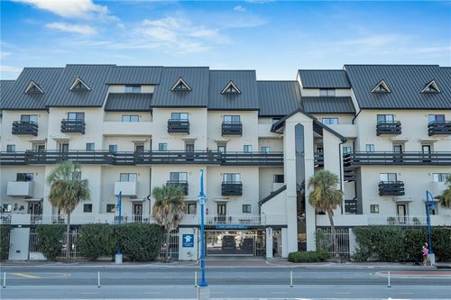 20-7300 Lakeshore Dr, New Orleans, LA, 70124-2463 | Card Image