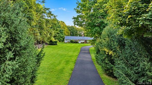 1762 Strawberry Road, Yorktown, NY, 10547 | Card Image