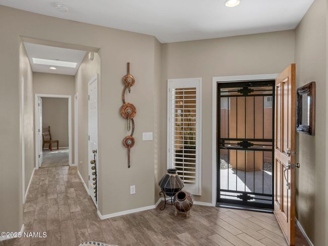 41310 N Clear Crossing Ct, House other with 2 bedrooms, 2 bathrooms and null parking in Anthem AZ | Image 7