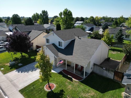8189 E Water Stone Ct, Nampa, ID, 83687-9352 | Card Image