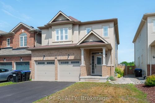 10 Mandley St, Angus, ON, L3W1B4 | Card Image