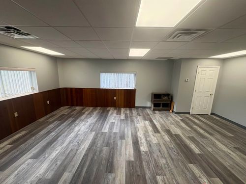 1-187 Londonderry Tpke, Hooksett, NH, 03106-1938 | Card Image