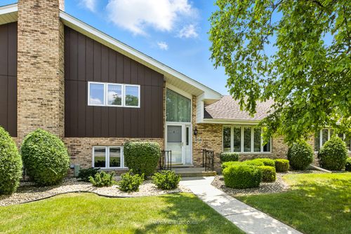 10549 Illinois Ct, Orland Park, IL, 60467-8954 | Card Image