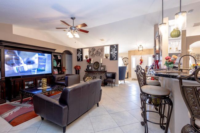 4213 Sw Whitebread Rd, House other with 4 bedrooms, 3 bathrooms and null parking in Port St. Lucie FL | Image 8